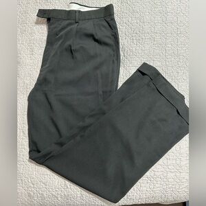 EUC Men’s Louis Raphael dress pants 34/32